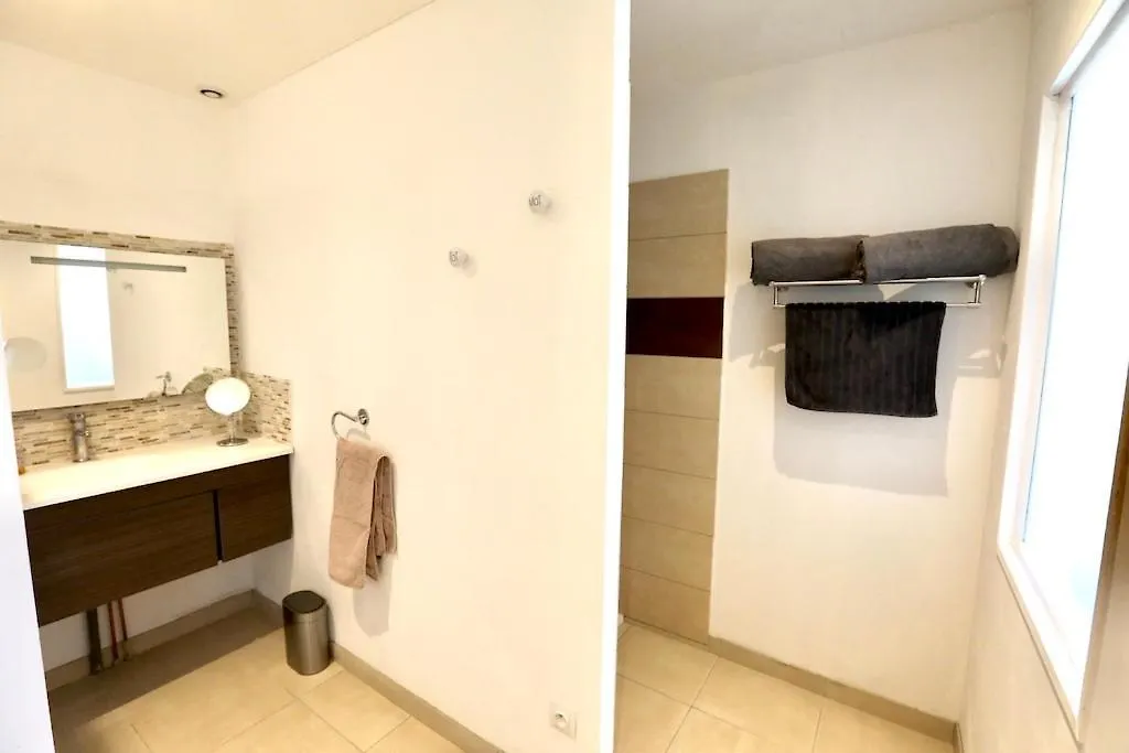 Appartement Le Domaine Loft - Piscine - Jacuzzi - Parc à Tullins
